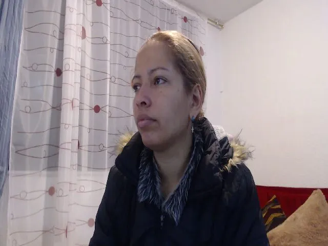 Live sex webcam photo for LaurenMarlyn #273737026