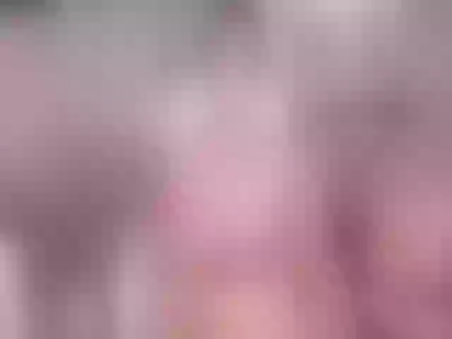 Live sex webcam photo for Laurend_ #272101733