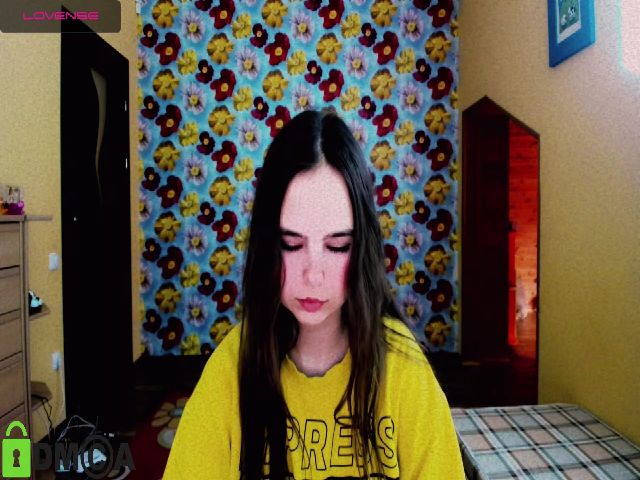 Live sex webcam photo for LavandaMelli #273403807