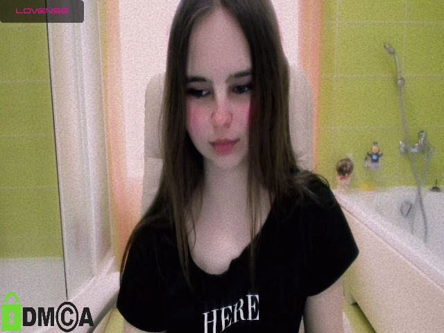 Live sex webcam photo for LavandaMelli #273526977