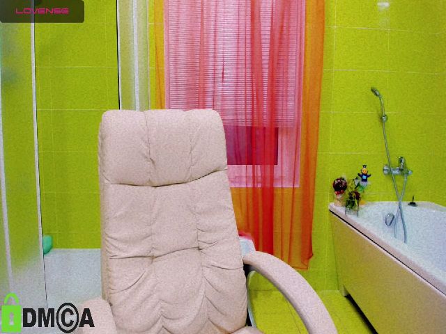 Live sex webcam photo for LavandaMelli #273552549