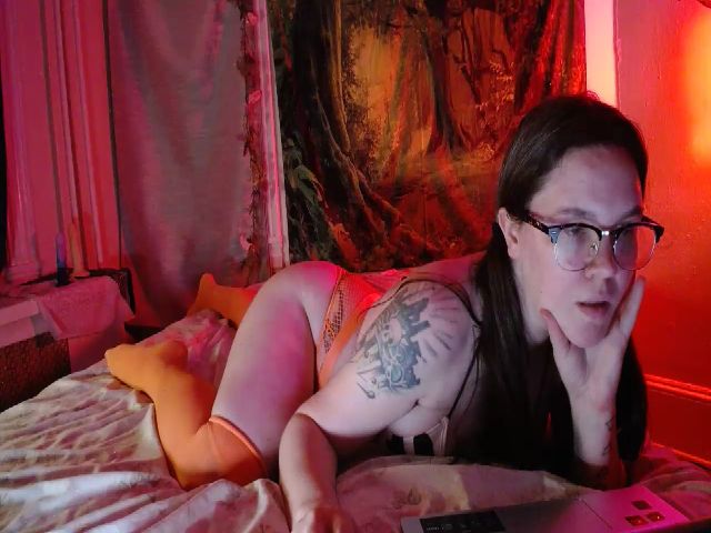 Live sex webcam photo for LavenderStorm #273748349