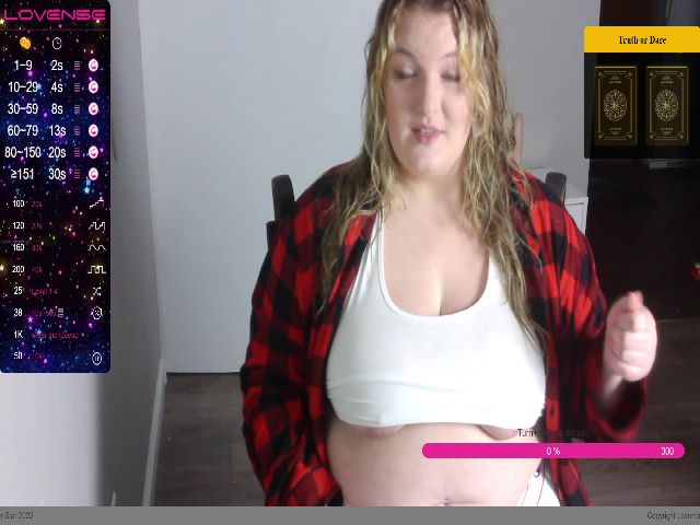 Live sex webcam photo for Lavender_Star #273958029