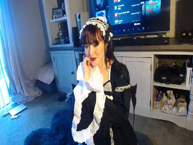 Live sex webcam photo for LavynderSnow #273250788