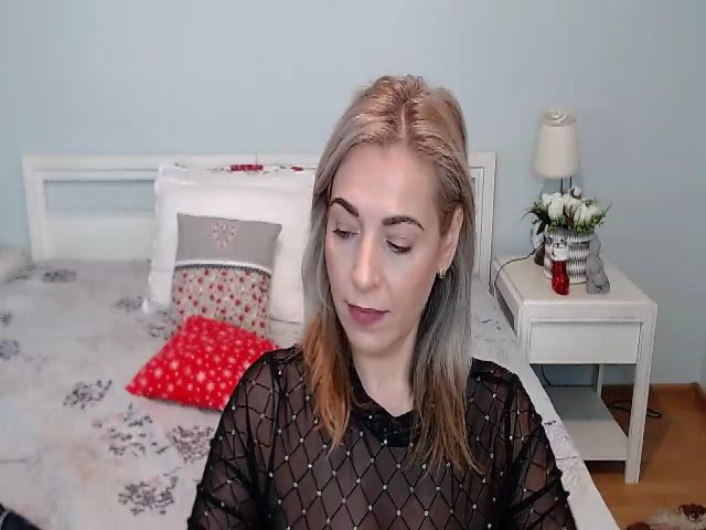 Live sex webcam photo for Layla2022 #271772911