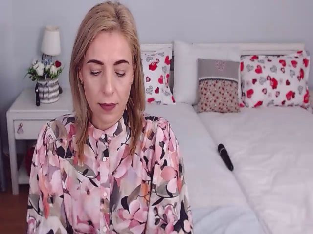 Live sex webcam photo for Layla2022 #273072785