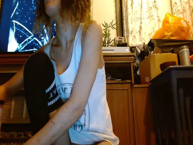 Live sex webcam photo for LaylaMarie_ #272276466