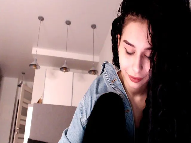 Live sex webcam photo for LeValeriya #272047594