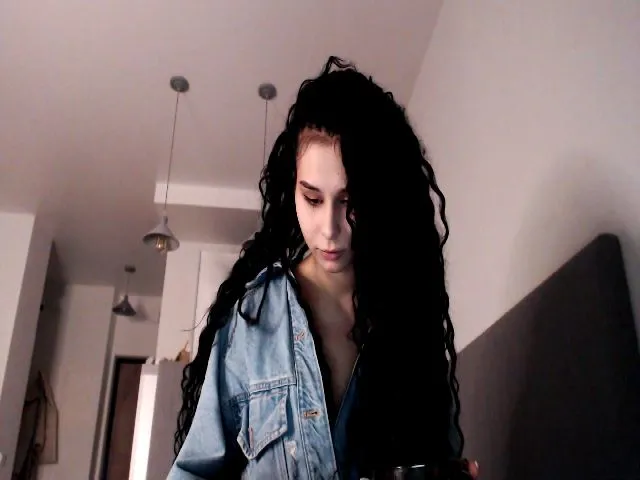 Live sex webcam photo for LeValeriya #272087999
