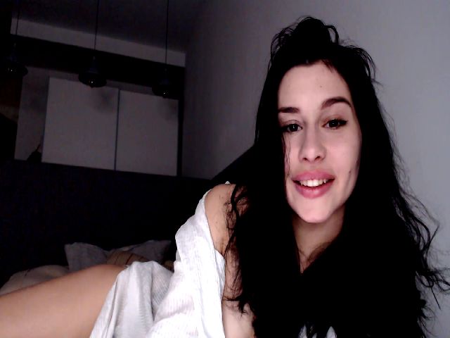 Live sex webcam photo for LeValeriya #273530585