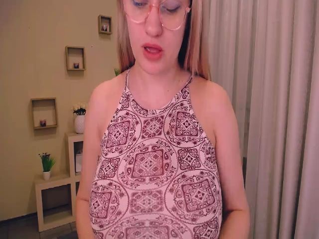 Live sex webcam photo for Le_Seul #272034095