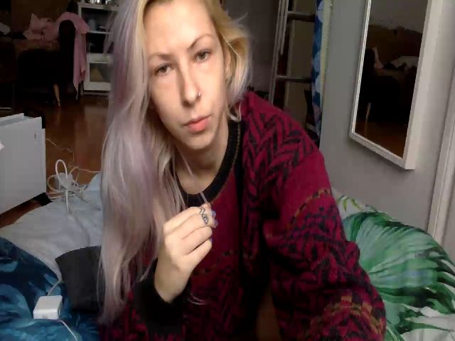 Live sex webcam photo for LeaVixx #271733105