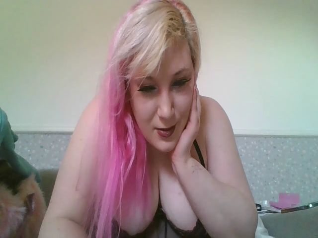 Live sex webcam photo for LeahLily #272008824