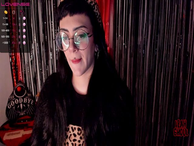 Live sex webcam photo for Leah__ghoul #273586901