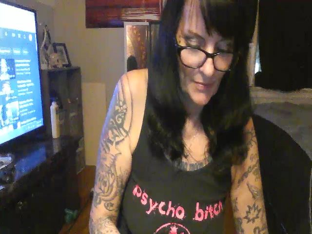 Live sex webcam photo for LeeBeeTV #273556819