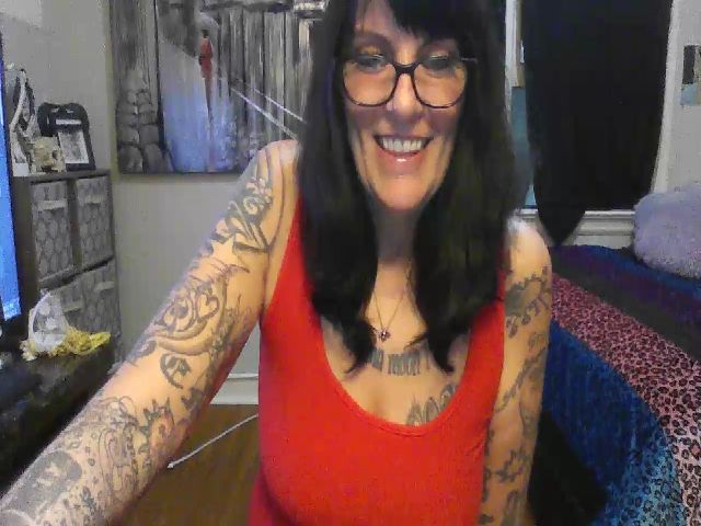 Live sex webcam photo for LeeBeeTV #273641906