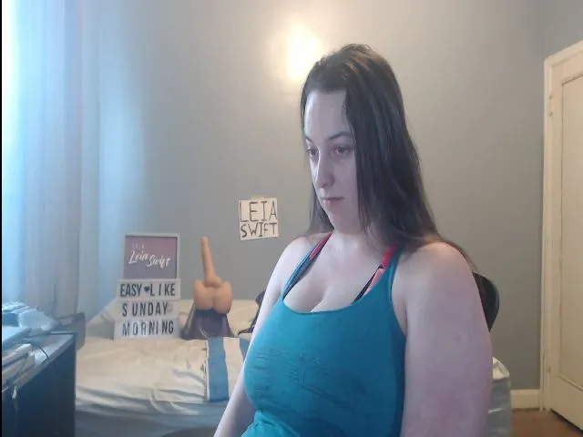 Live sex webcam photo for LeiaSwift #273092494