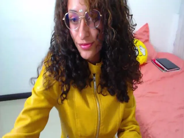 Live sex webcam photo for Leifys #273562574