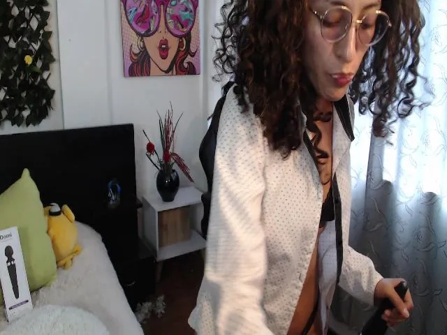 Live sex webcam photo for Leifys #273721833