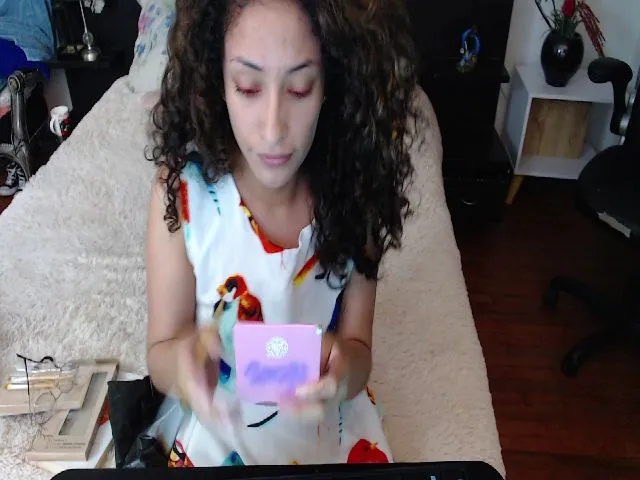 Live sex webcam photo for Leifys #273751346