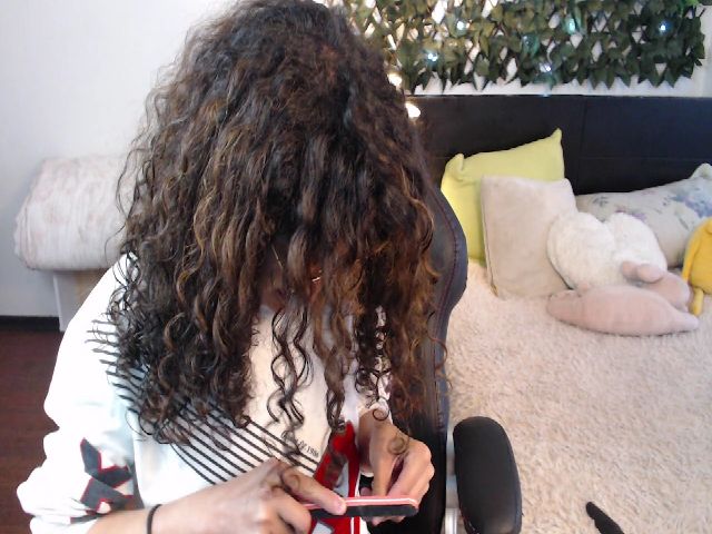 Live sex webcam photo for Leifys #273898910