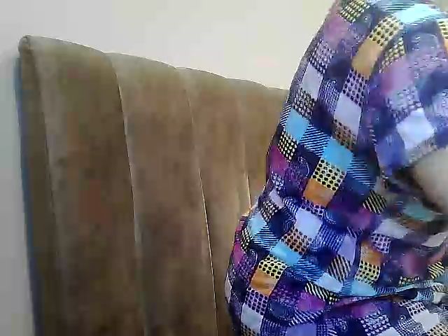 Live sex webcam photo for Leila_Croft #272397546