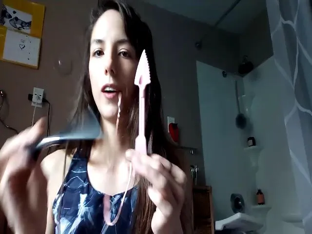 Live sex webcam photo for Leilas_Life8 #273015765