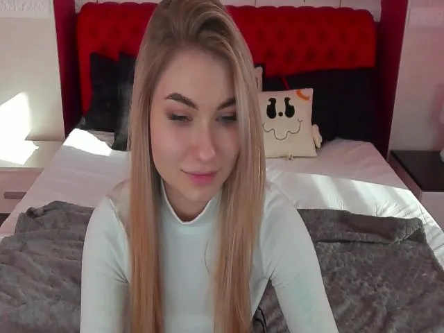 Live sex webcam photo for LemonShakes #272525164