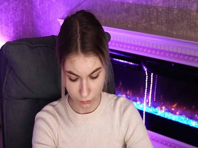 Live sex webcam photo for LemonShakes #273382735