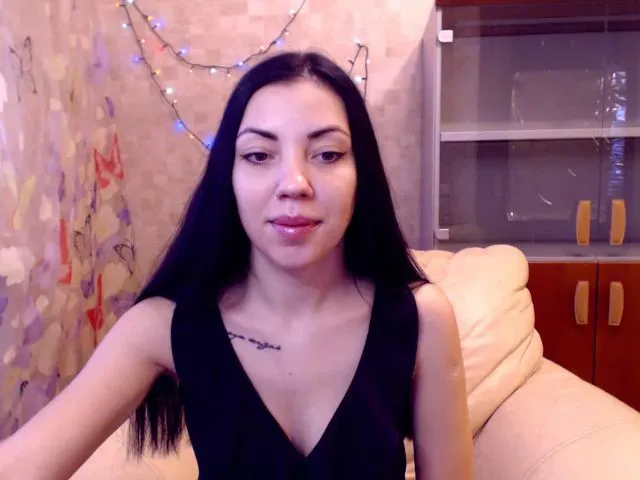 Live sex webcam photo for Lena1368 #271882329