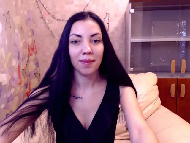 Live sex webcam photo for Lena1368 #271882364