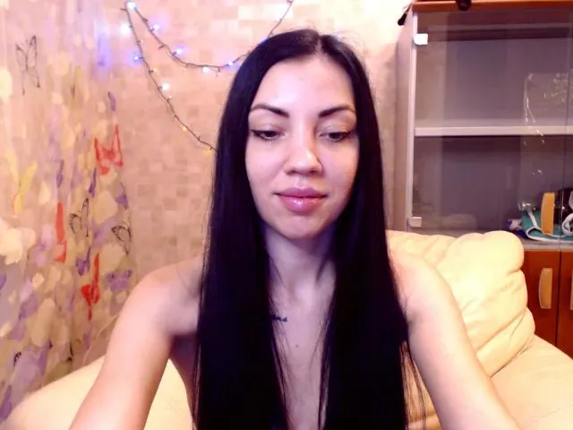 Live sex webcam photo for Lena1368 #271936630