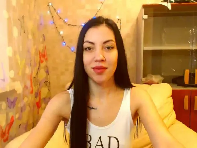 Live sex webcam photo for Lena1368 #272122841