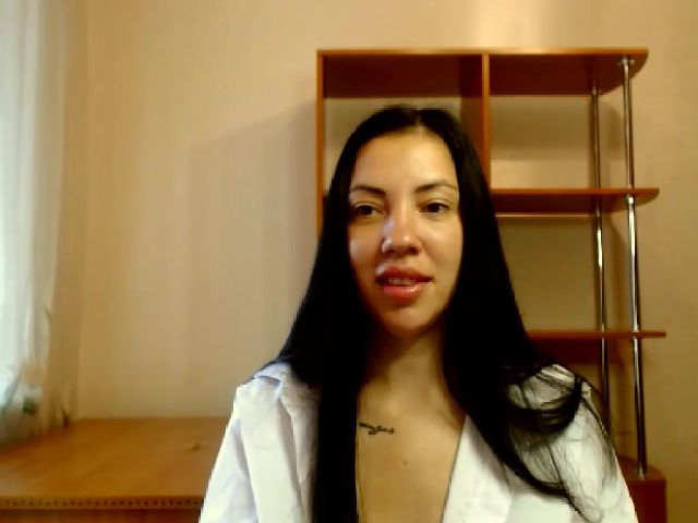 Live sex webcam photo for Lena1368 #273700994