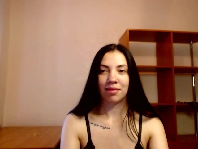 Live sex webcam photo for Lena1368 #273786426