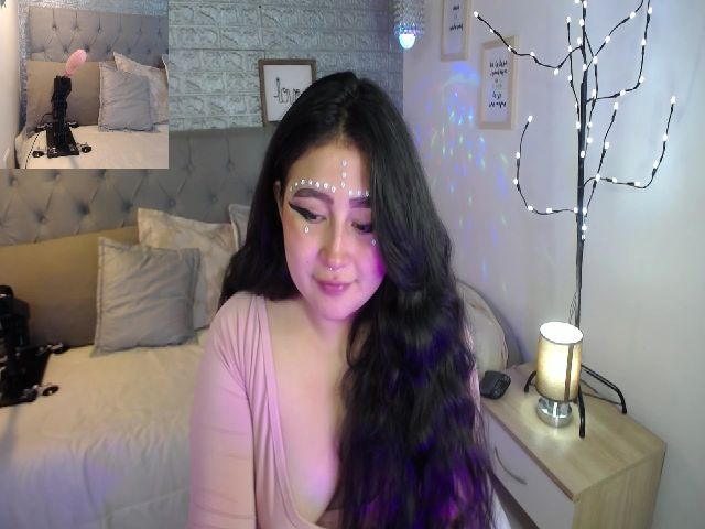 Live sex webcam photo for Lenna_kang #271993921