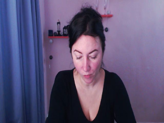 Live sex webcam photo for LexiFox_ #271964370