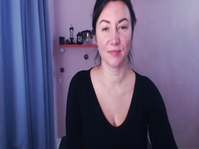 Live sex webcam photo for LexiFox_ #271964770