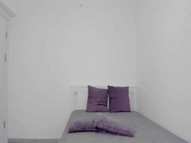 Live sex webcam photo for LexiRoseee #272156073