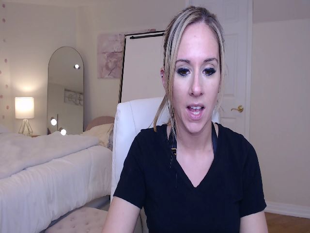 Live sex webcam photo for Lexi_Kitten_ #272693341