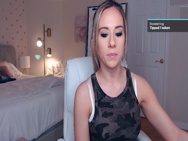 Live sex webcam photo for Lexi_Kitten_ #273591901