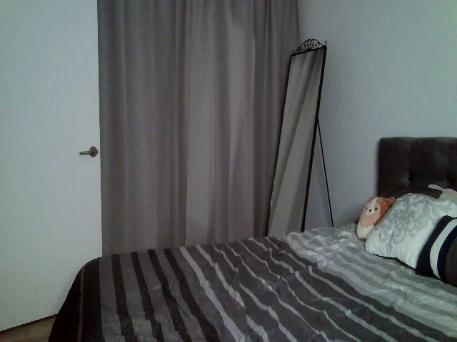 Live sex webcam photo for LexiiRice #272325983