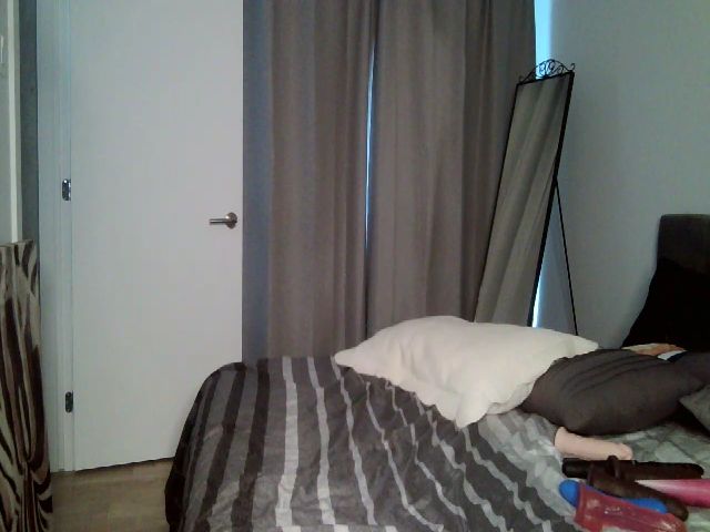 Live sex webcam photo for LexiiRice #272359449