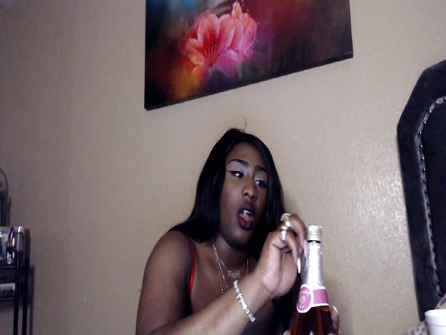 Live sex webcam photo for LexoButterfly #273353625