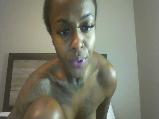 Live sex webcam photo for LexxiDeep #272973300