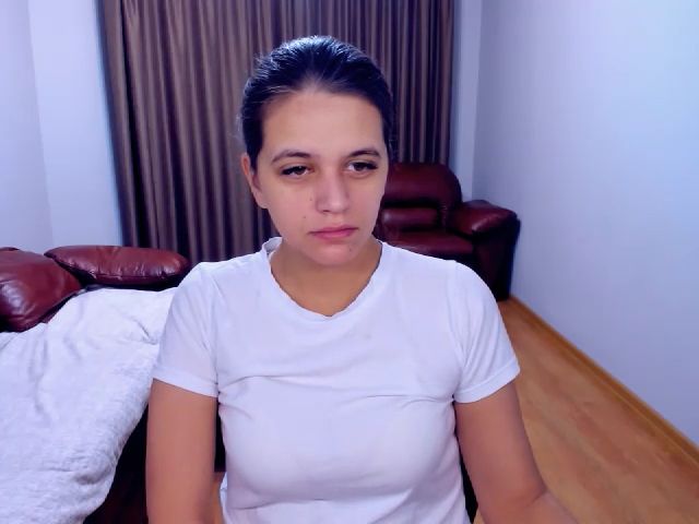 Live sex webcam photo for LexyDavis #271961822