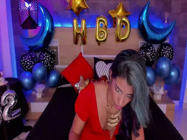 Live sex webcam photo for Lexy_fox2 #273060155