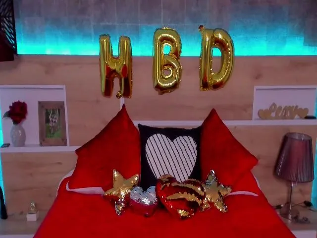 Live sex webcam photo for Lexy_fox2 #273174973