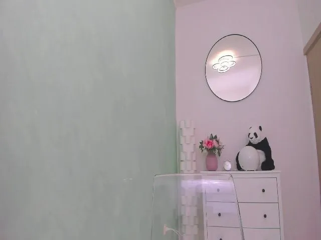 Live sex webcam photo for Lexy_sweett #274316464