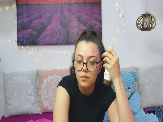 Live sex webcam photo for Leya_ice #273010897